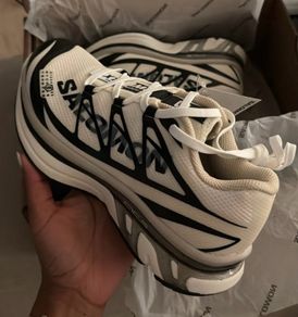 Salomon women trainer
