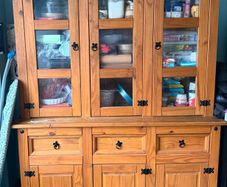 Kitchen dresser