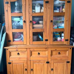 Kitchen dresser