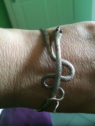 Silver snake bangle very old