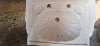 Sink with pedestal