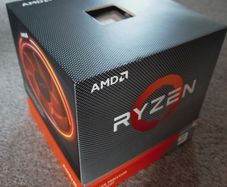 Ryzen 3900 AM4 processor with original box and cooler