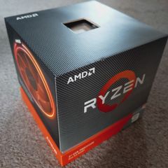 Ryzen 3900 AM4 processor with original box and cooler