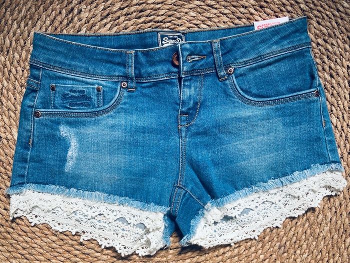 Superdry Womens Lace Edge Hot Shorts 26 Bnwt