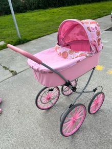 doll pram