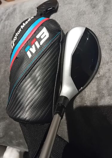 TaylorMade  hybrid 4