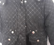 Girls monocrom jacket from River Island .As new condition .Age 5/6 years .20 euro .Ono  .Paid 60 euro .