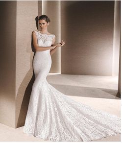 La Sposa Ray lace wedding dress and veil