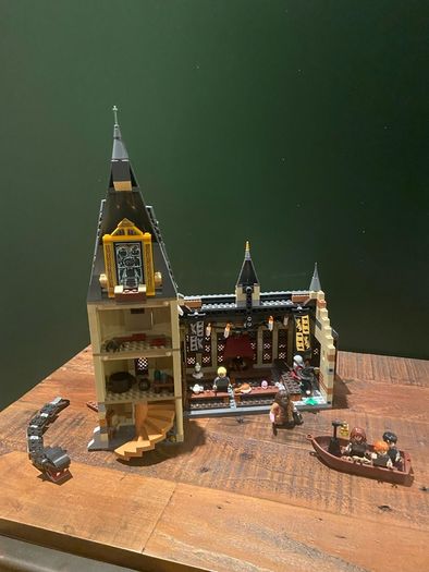 Lego Hogwarts Great Hall (retired set)