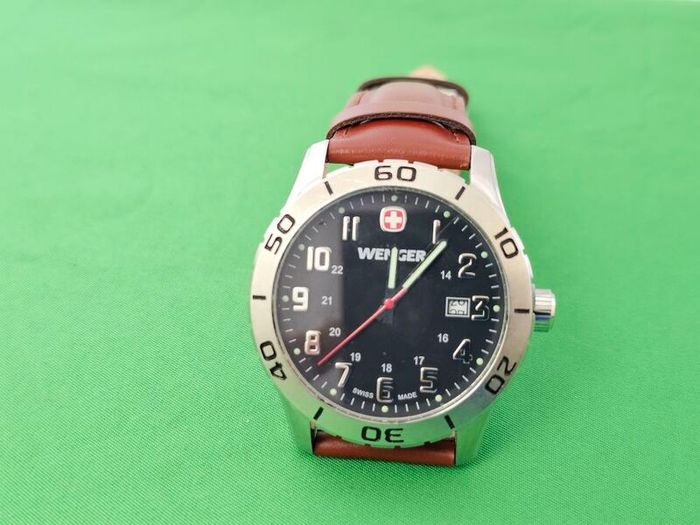 Vintage Swiss Made Wenger Swiss Army Quartz watch