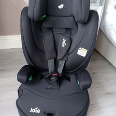 Joie elevate i-size R129 belt fitted car seat.