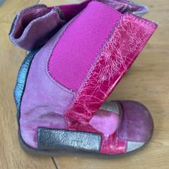 gorgeous leather boots