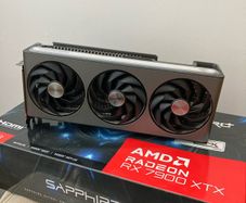 AMD rx7900xtx Sapphire nitro + 24gb vram