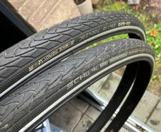 Schwalbe Marathon Plus 28 bike tyres