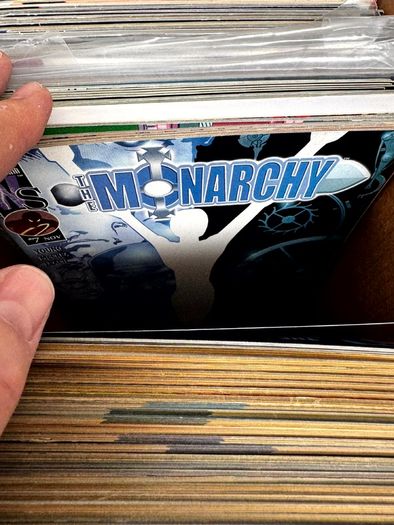 Indie Long Comic Box w 325 Comics for Sale