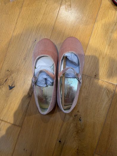 girl shoes