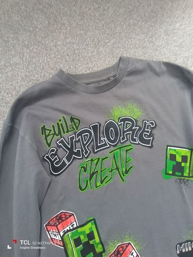 boy's long sleeves top. Age7/8
