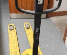 Pallet Trucks Toyota