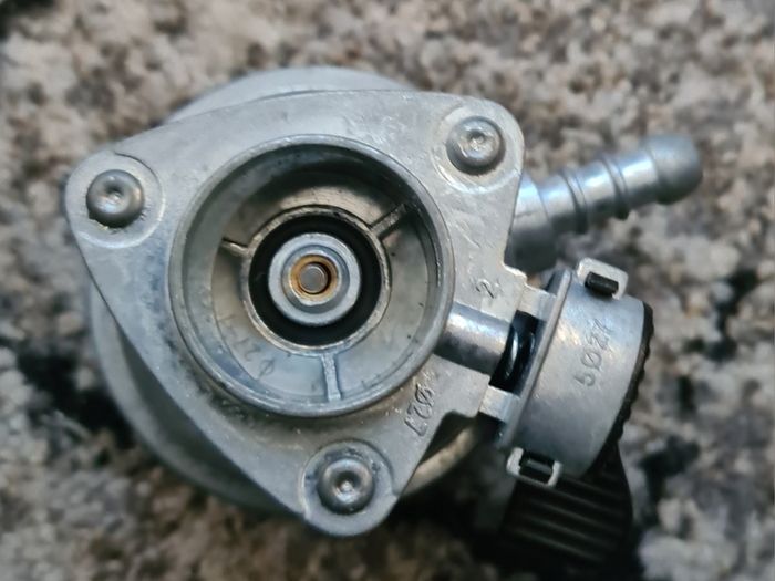 Propane gas regulator