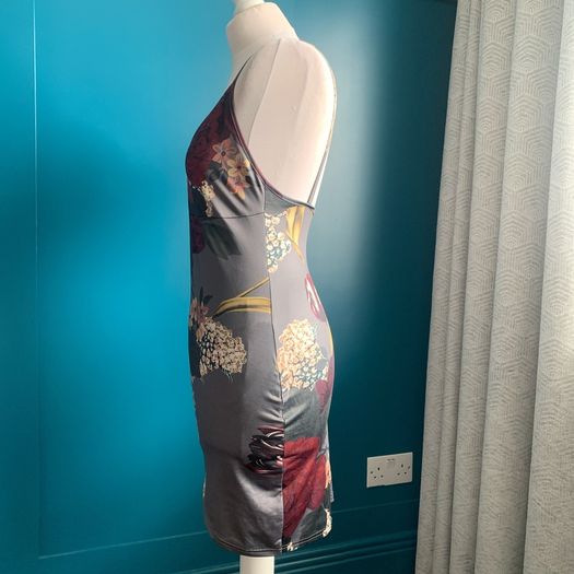 Floral print mini dress. Size S