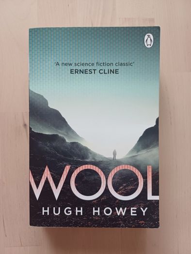 Wool by Hugh Howey (Science Fiction Paperback 2023)