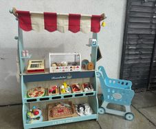 Melissa and Doug
