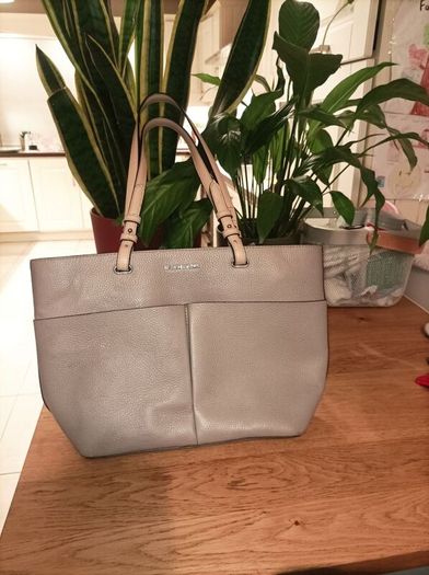 Michael Kors Guess Louis Vuitton handbags