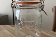 Food storage glass