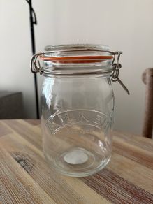 Food storage glass