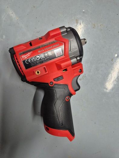 Milwaukee M12 Fuel 3/8' Gen 3 Stubby Impact Wrench Body