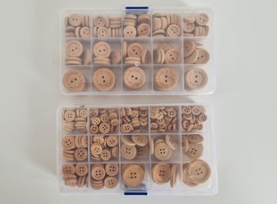 Wooden buttons set - 2