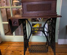 Singer sewing machine