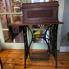 Singer sewing machine