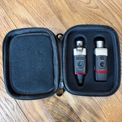Xvive u35 wireless mic as new