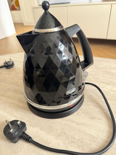 kettle and toaster