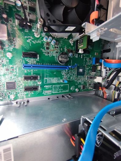 DELL PC Optiplex 3060, Intel i5, SSD, WiFi + Bluetooth