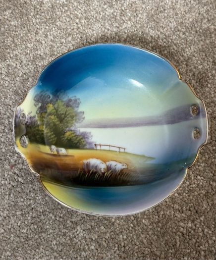 Vintage Noritake hand-painted sweet dish / bowl