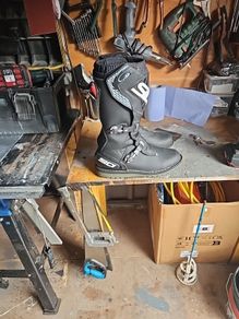 motorbike boots