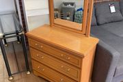 dressing table
