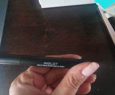 Inglot lip crayon