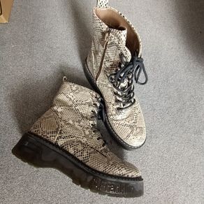 D.Franklin Snake Print Combat Boots / Chunky Platform Lace-Up Size 40