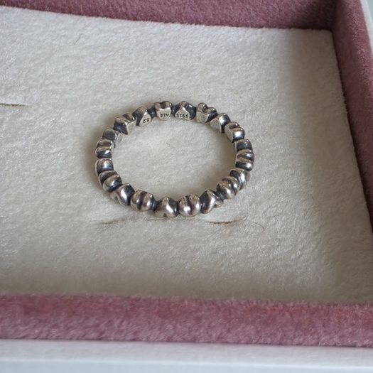 Pandora forever love hearts stackable ring size (52)(no box)