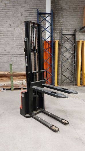 Electric Pallet Stacker, Hangcha CDD15  1.5T 3.5m Lift Forklift