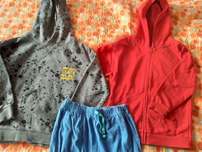 Boys clothes age 6 to 7 years