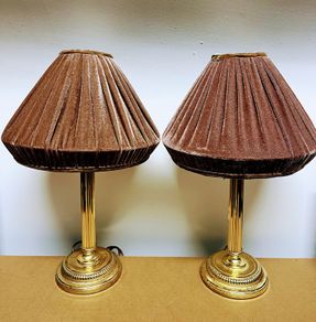 vintage pair of table lamps