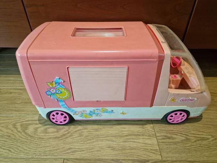 Vintage Barbie Camper Van