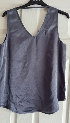 Oasis Dark Silver Top. Size 16. New