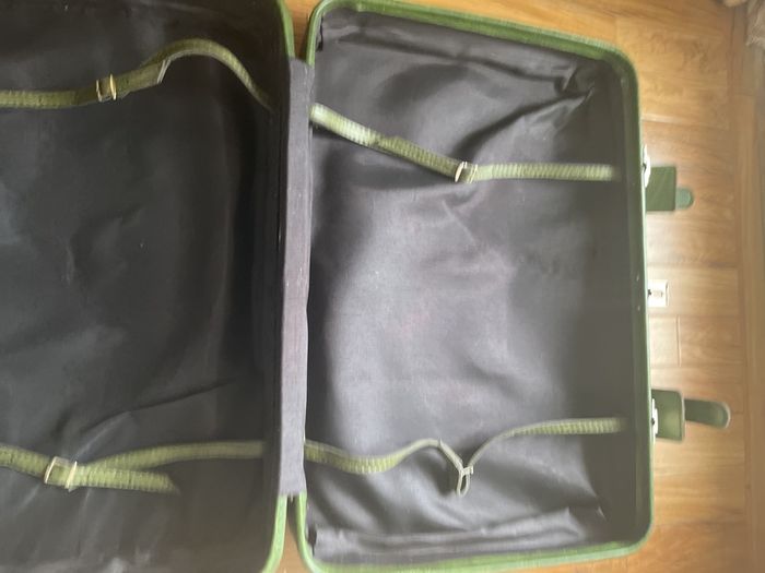Vintage 70's Green Faux leather Suitcase VGC