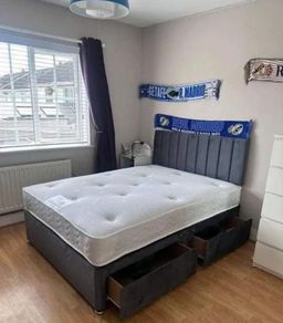 New Stylish single ,Double 4ft, 4ft6, King 5ft And 6ft Superking Sizes Divan Beds Instock. Drawers And Optional Tufted Mattresses Available. Free Delivery