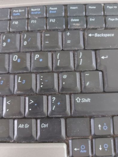 Vintage DELL Lastitude, Model D620, Intel CPU T2400, 1.83GHz, 2.5GB Ram, Windows 7 Professional, 32bit, Opera, Firefox and Chrome, in excellent condition